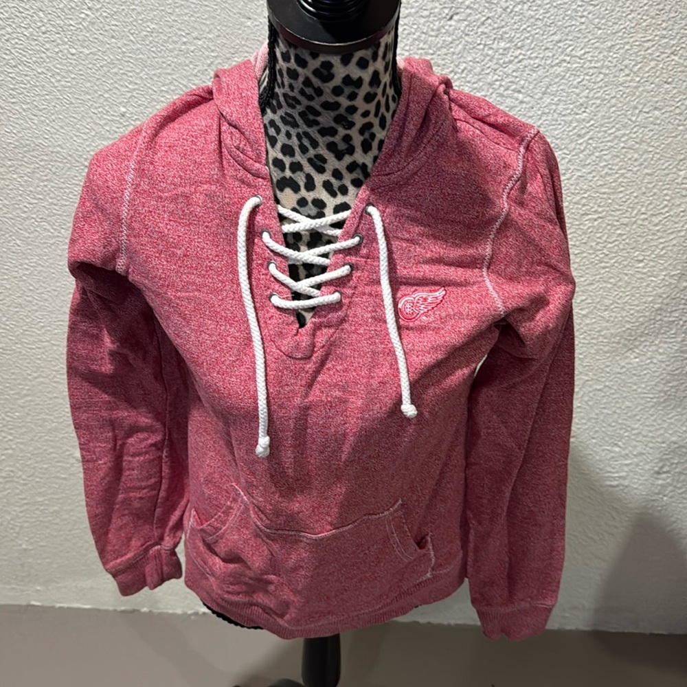 Antigua Detroit Red Wings hoodie with pockets